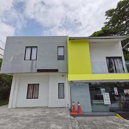 Gurney Lodge George Town Eksteriør bilde