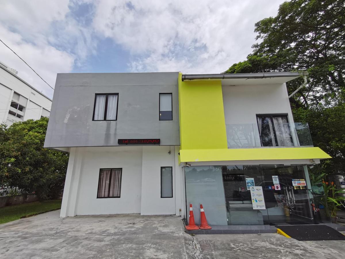 Gurney Lodge George Town Eksteriør bilde